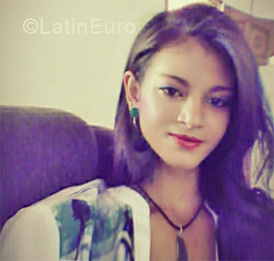 Date this lovely Brazil girl Jaciara from Goiania BR10598