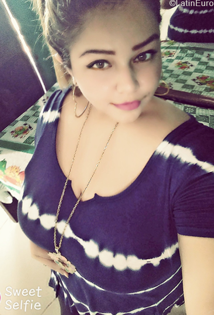 Date this passionate Nicaragua girl Elena from Managua NI209