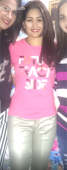 Date this tall Peru girl Caro from Lima PE1296