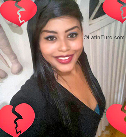 Date this pretty Colombia girl Greicy from Cali CO24227