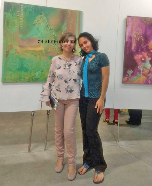 Date this hard body Colombia girl Patricia from Cali CO24274