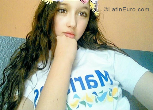 Date this delightful Nicaragua girl Dayanira from Managua NI212
