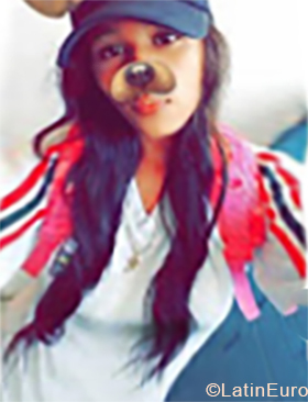 Date this voluptuous Colombia girl Carol from Bucaramanga CO24303