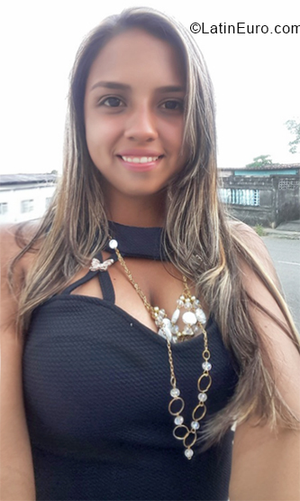 Date this georgeous Venezuela girl Alejandra from Caracas VE1853