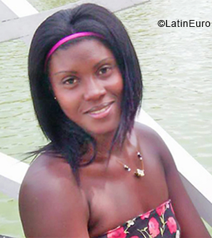 Date this hot Cuba girl Yasmile from Matanzas CU375