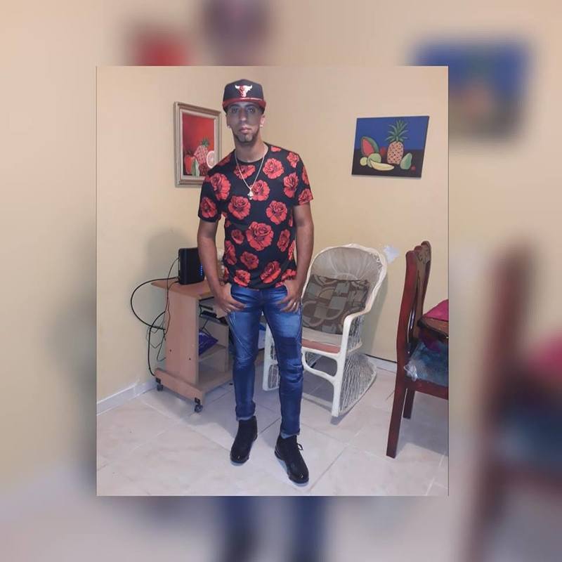 Date this delightful Dominican Republic man Christopher from Santo Domingo DO33129