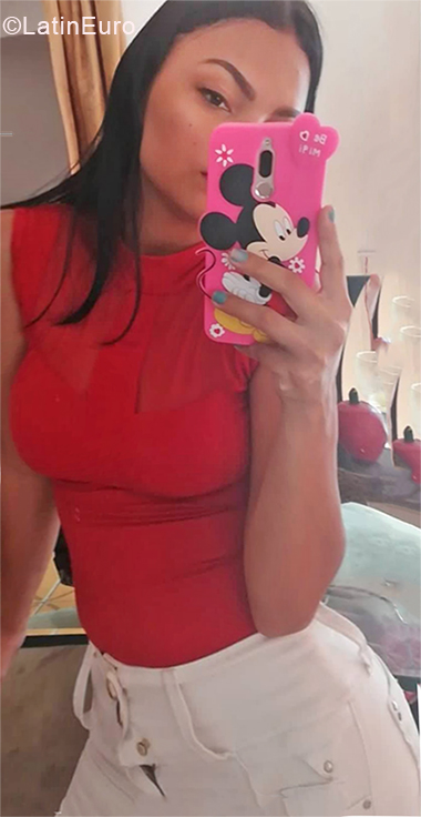 Date this lovely Colombia girl Xidey from Bucaramanga CO24356