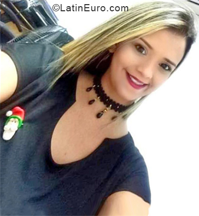 Date this georgeous Venezuela girl Cindy from Chacao VE1877