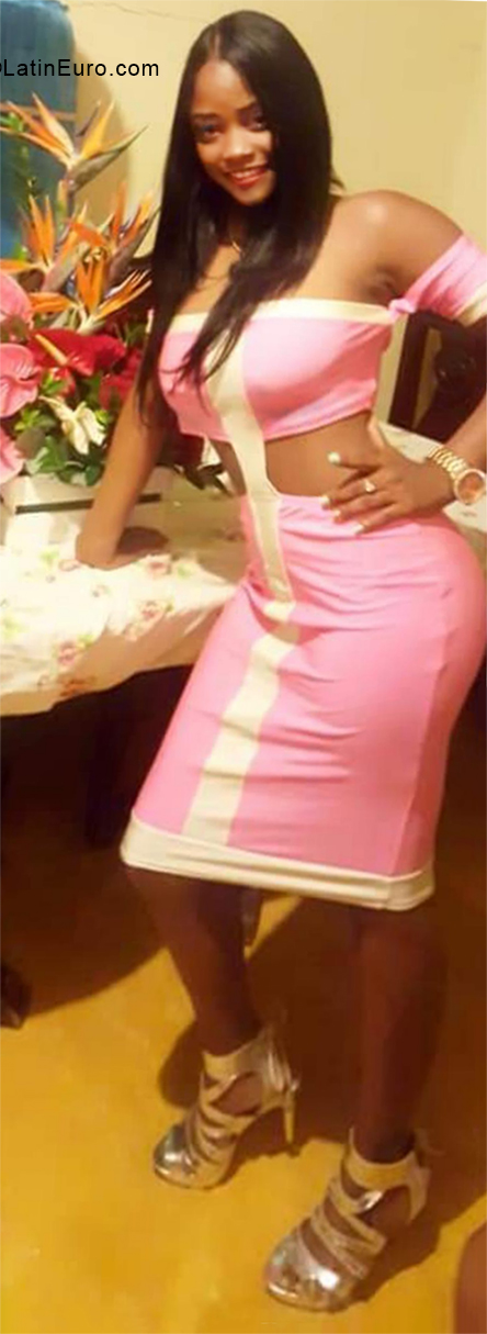 Date this good-looking Dominican Republic girl Yesmilyin from Puerto Plata DO33211