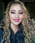 happy Ecuador girl Mabel from Machala EC286
