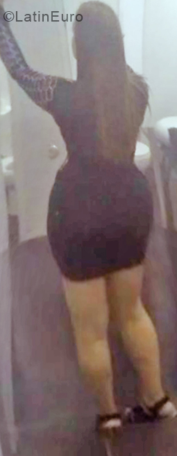Date this lovely Dominican Republic girl Johanna from Santo Domingo DO33341