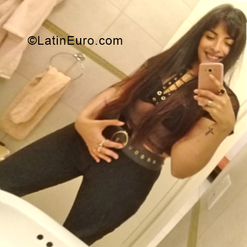 Date this gorgeous Argentina girl Luli from Cordoba AR163