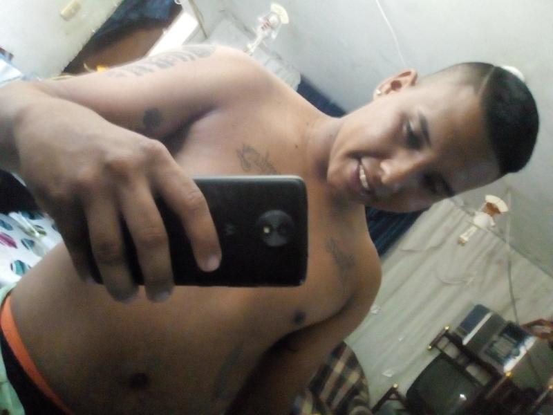 Date this charming Colombia man May from Cali CO24514