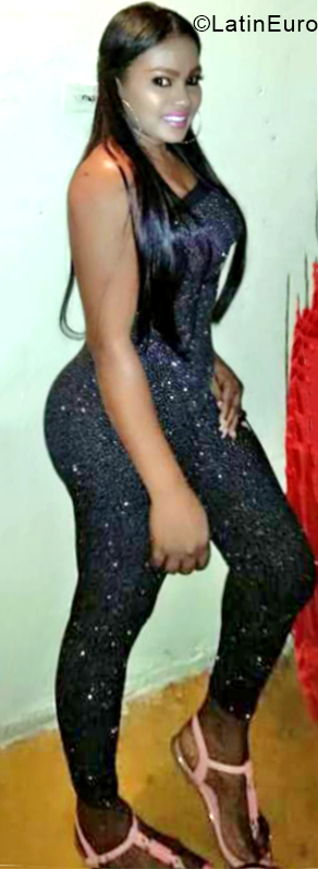 Date this pretty Dominican Republic girl Johanna from La Romana DO33372