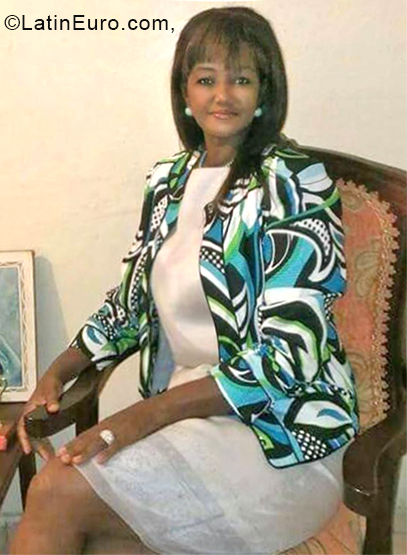 Date this georgeous Dominican Republic girl Dominga from Santo Domingo DO33378