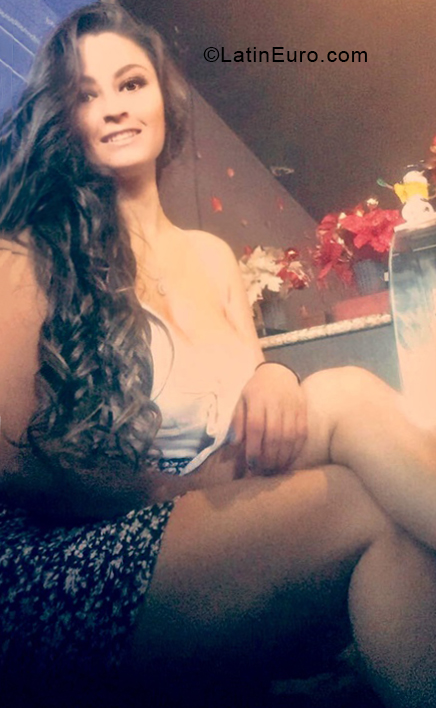 Date this charming Ecuador girl Ana from Ambato EC290
