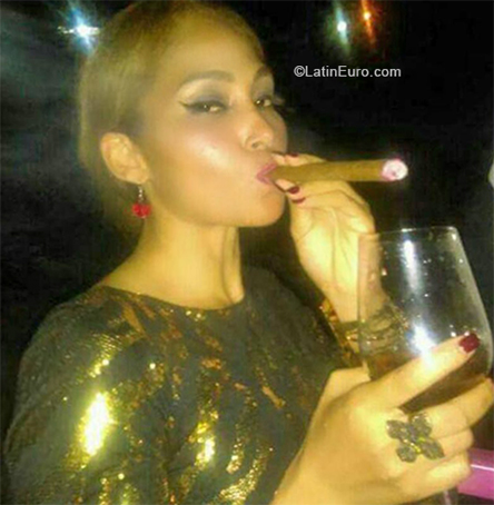 Date this cute Dominican Republic girl Mara from Bonao DO33410