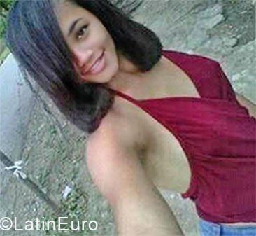 Date this young Dominican Republic girl Katherine from Nagua DO33489