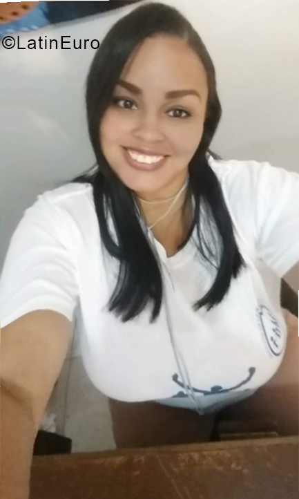 Date this good-looking Dominican Republic girl Mery from Santiago DO33492