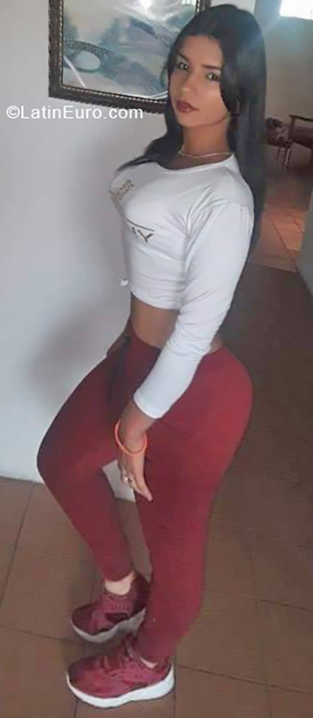 Date this fun Venezuela girl Eriuis from trujillo VE1999