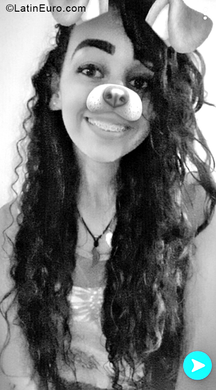 Date this young Brazil girl Brenda from Cuiaba BR10723