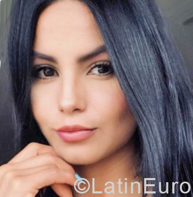 Date this delightful Colombia girl Samara from Medellin CO24639