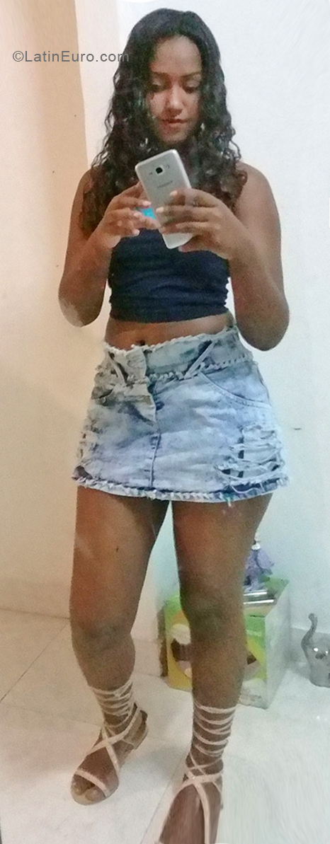 Date this athletic Colombia girl Jessica from Cali CO31222