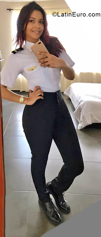 Date this foxy Ecuador girl Jazmin from Puyo EC292