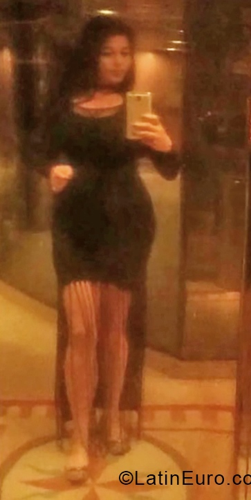 Date this passionate Colombia girl Paquri from Medellin CO24669