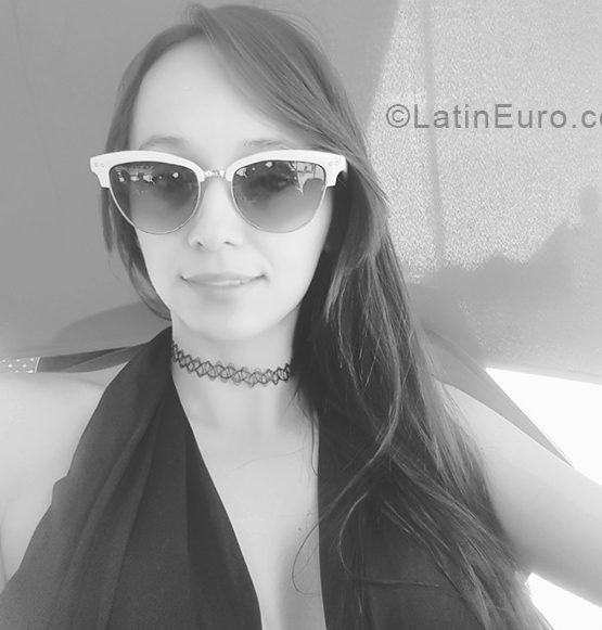 Date this fun Colombia girl Valeria from Medellin CO24685