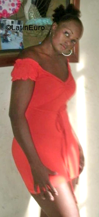 Date this hard body Colombia girl Solany from Cali CO24711