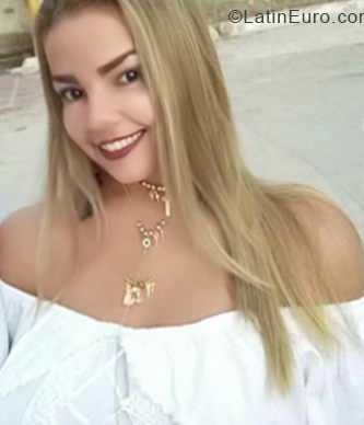 Date this georgeous Colombia girl Elba from Santa Marta CO24724