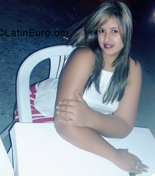 Date this fun Colombia girl Marina from Cartagena CO24753