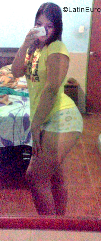 Date this passionate Venezuela girl Andrea from Maracay VE2096