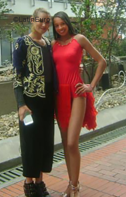 Date this athletic Colombia girl Yicel from Bogota CO24788