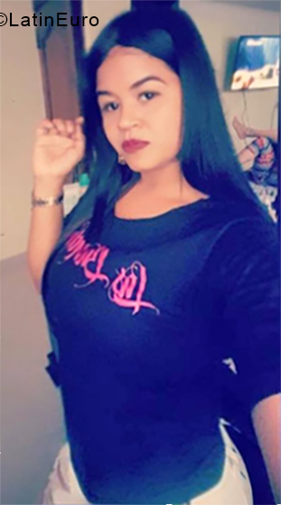 Date this passionate Dominican Republic girl Emeli from Santo Domingo DO33874