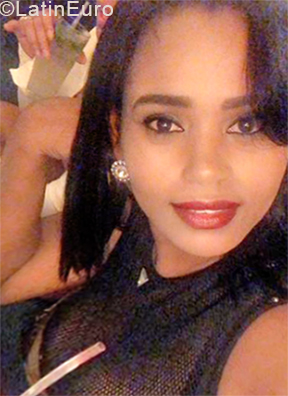 Date this sensual Dominican Republic girl Olga from Santo Domingo DO33891