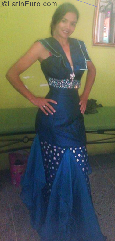Date this young Venezuela girl Osmary from Coro VE3369