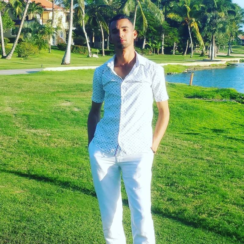 Date this tall Dominican Republic man Luis david from La Altagracia {bavaro-punta Cana}. DO33916