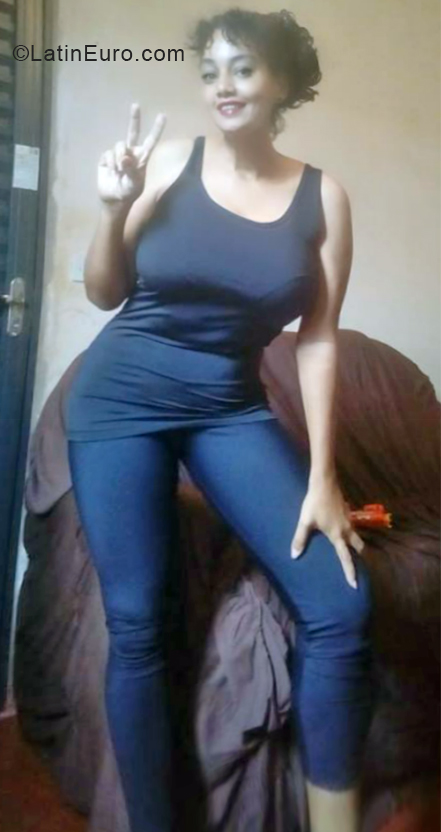 Date this fun Brazil girl Dany from Goiania BR10772