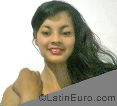 Date this attractive Colombia girl Liz from Medellin CO24976