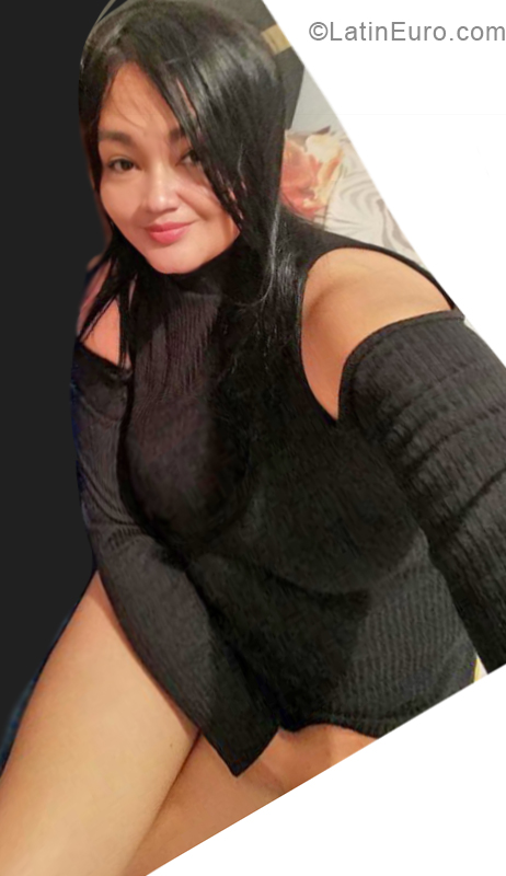 Date this beautiful Colombia girl Katherine from Barranquilla CO25634