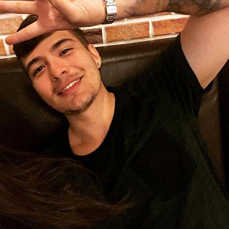 Date this lovely Colombia man Juane from Medellín CO24989