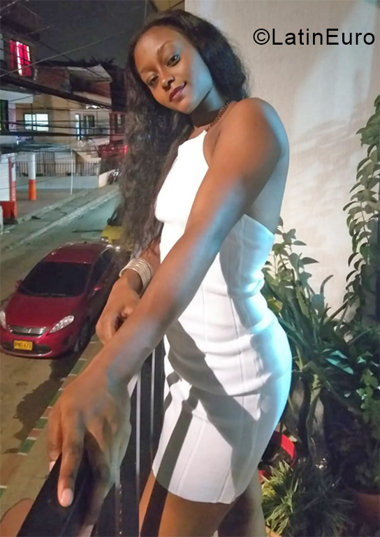 Date this tall Colombia girl Kimberly from Cali CO28090