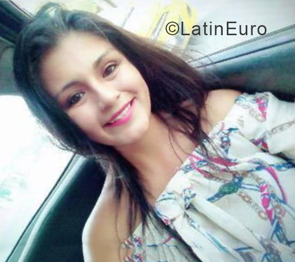 Date this georgeous Peru girl Luzmila from Piura PE1364