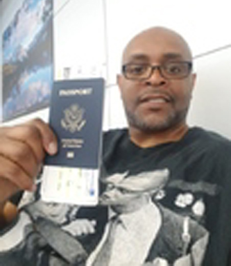 Date this georgeous United States man Charles from Berwyn US19900