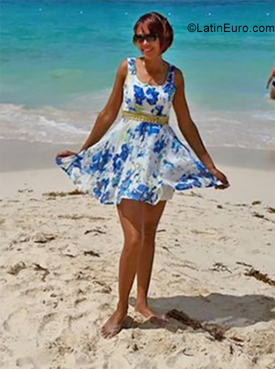 Date this stunning Dominican Republic girl Sandy from La Altagracia DO34521