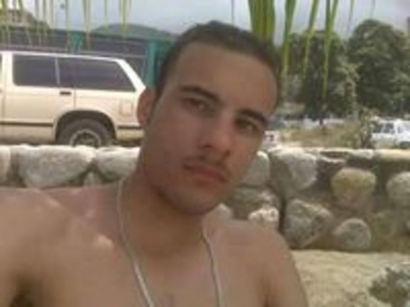 Date this young Venezuela man Yordy from Caracas VE2362