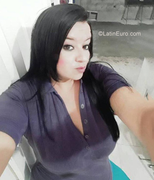 Date this sensual Colombia girl Juliana from Bogota CO25379
