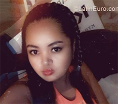 Date this hot Colombia girl Samy from Tulua CO25406